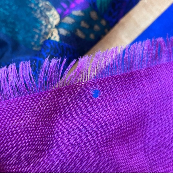 VTG LINDA ALLARD ELLEN TRACY Green Purple Gold Duck Scarf  Wrap 50” Square - Picture 5 of 7